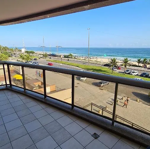 Casa Del Mar